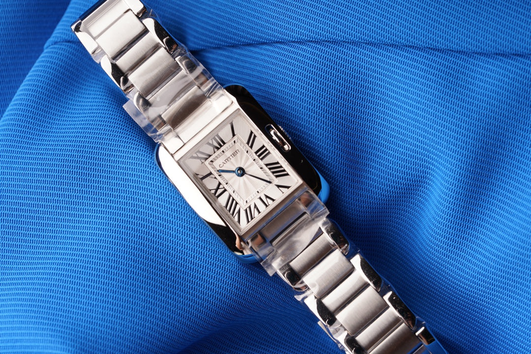 TANK ANGLAISE STEEL ROMAL NUMERALS