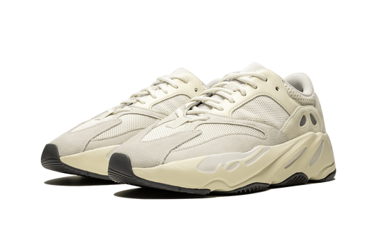 Yeezy Boost 700 "Analog" EG7596