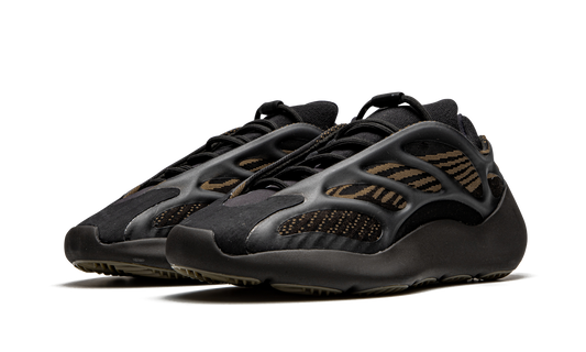 Yeezy 700 V3 "Clay Brown" GY0189
