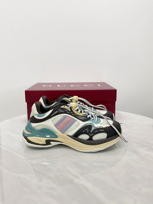 GG 2.0 Low Top Sneakers Black White Mesh Leather 675579