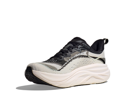 HOKA Women's Skyflow - BLACK / WHITE