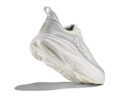HOKA Women's Skyflow - FROST / COSMIC GREY