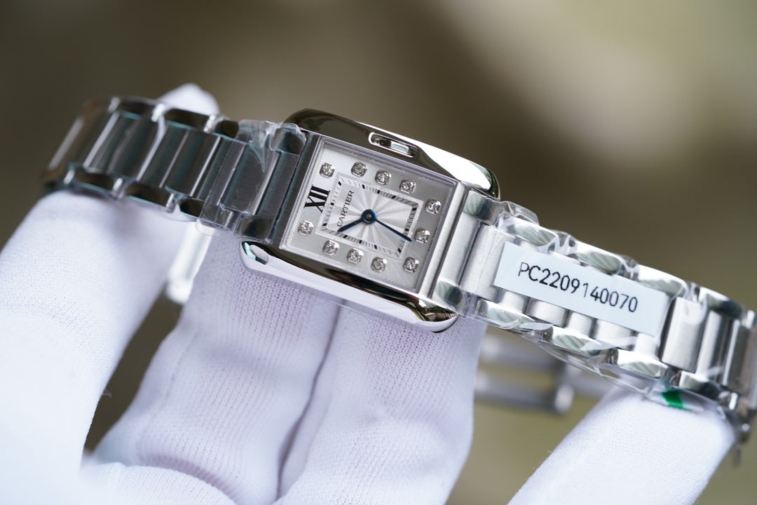 TANK ANGLAISE STEEL DIAMOND NUMBERALS