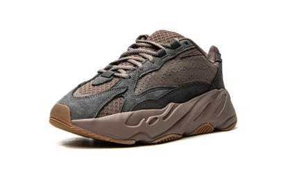 Yeezy Boost 700 V2 "Mauve" GZ0724