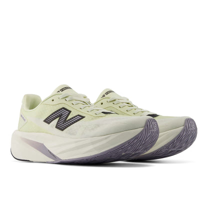 New Balance Womens Fuelcell Rebel V5 - PISTACHIO BUTTER