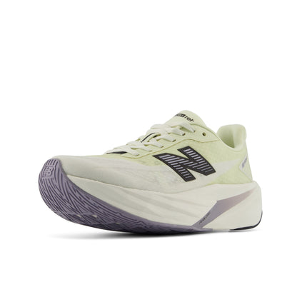 New Balance Womens Fuelcell Rebel V5 - PISTACHIO BUTTER