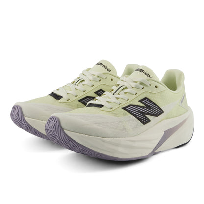 New Balance Womens Fuelcell Rebel V5 - PISTACHIO BUTTER (Wide)