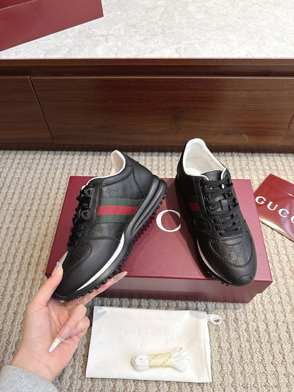 GG Re-Motion Sneakers Black Leather 104410