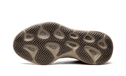 Yeezy 700 V3 "Fade Carbon" GW1814
