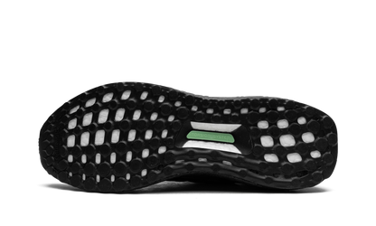 Ultraboost 1.0 DNA "Triple Black" HQ4199